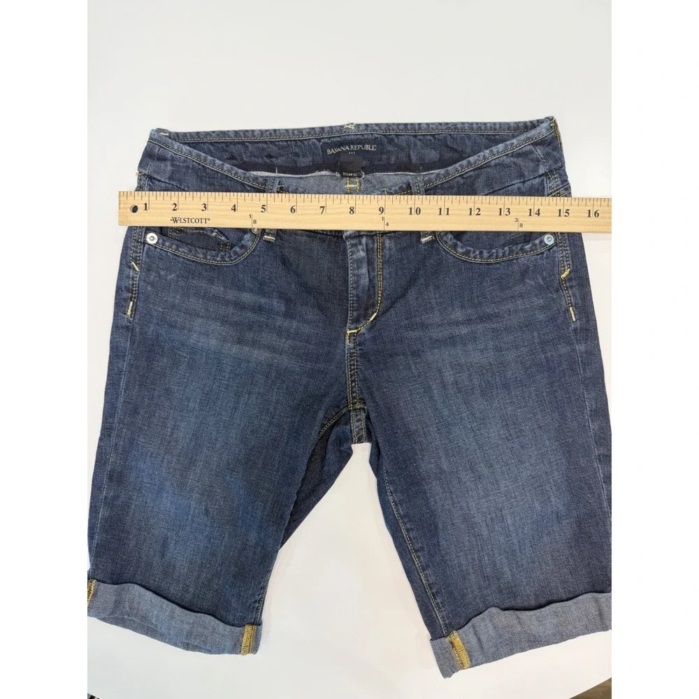 Banana Republic‎ Women Size 27/4 Denim Jean Bermuda Shorts Long Cuffed